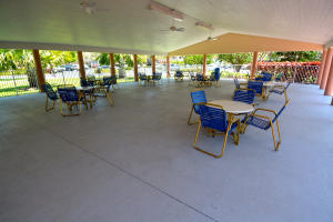 Trent E Condo - Residential