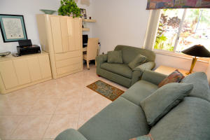 Trent E Condo - Residential