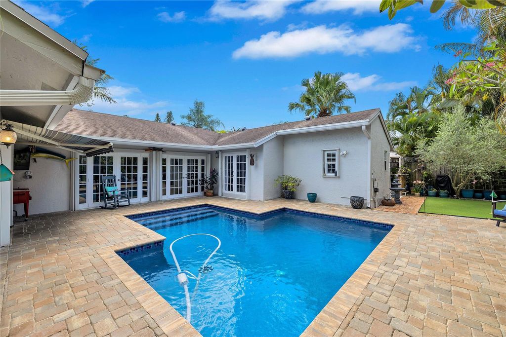 Photo of 4330 NW 112th Avenue, Coral Springs, FL 33065 (MLS # F10499454)