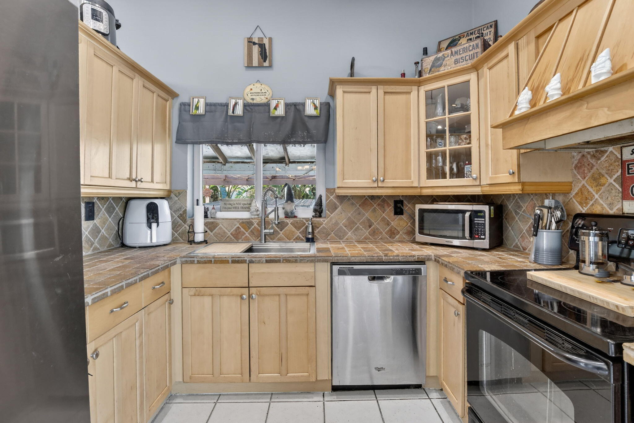 REPLAT OF PORTION - Residential