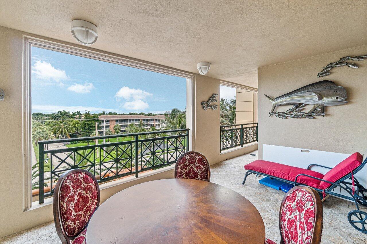 LUXURIA CONDO - Residential