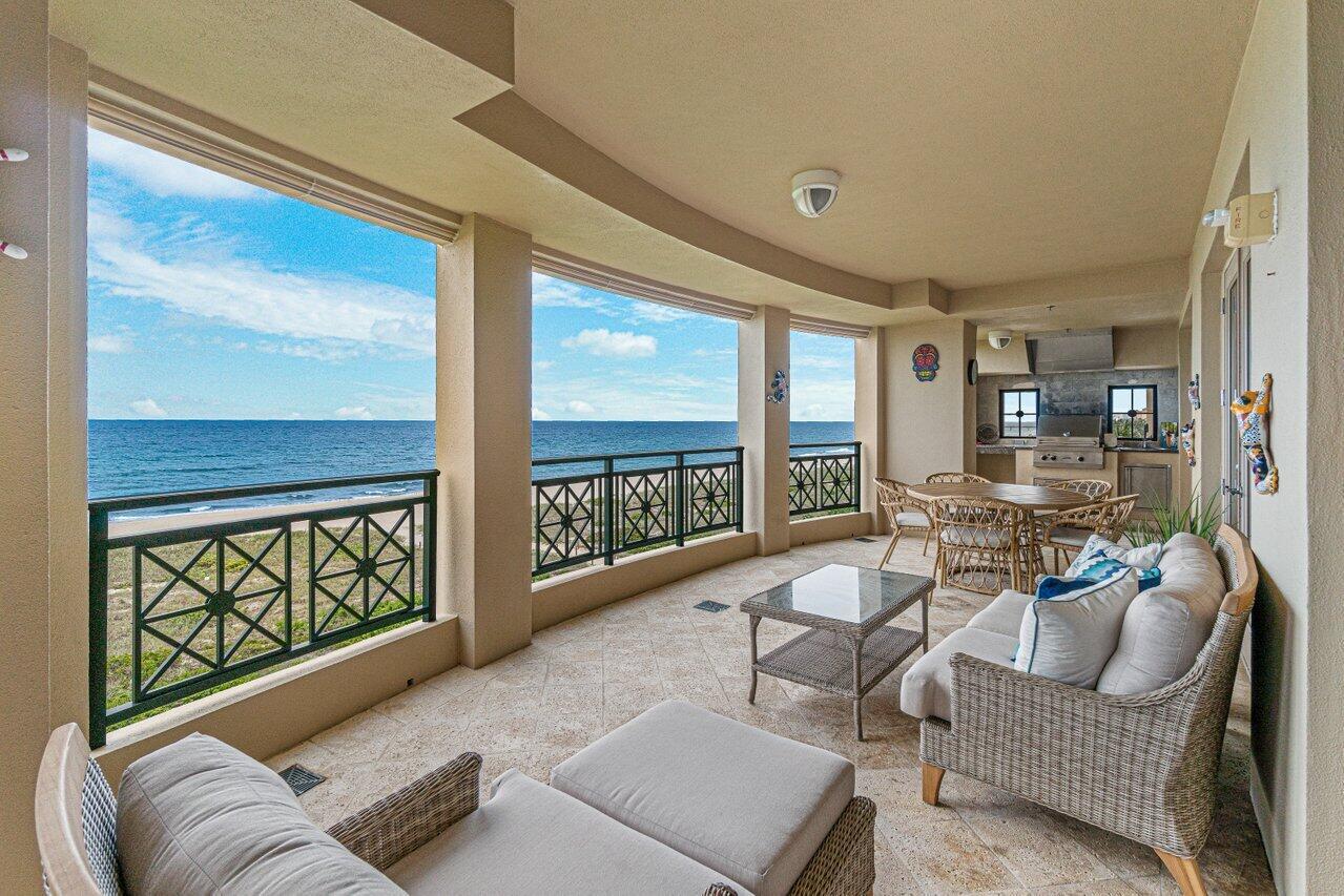 LUXURIA CONDO - Residential