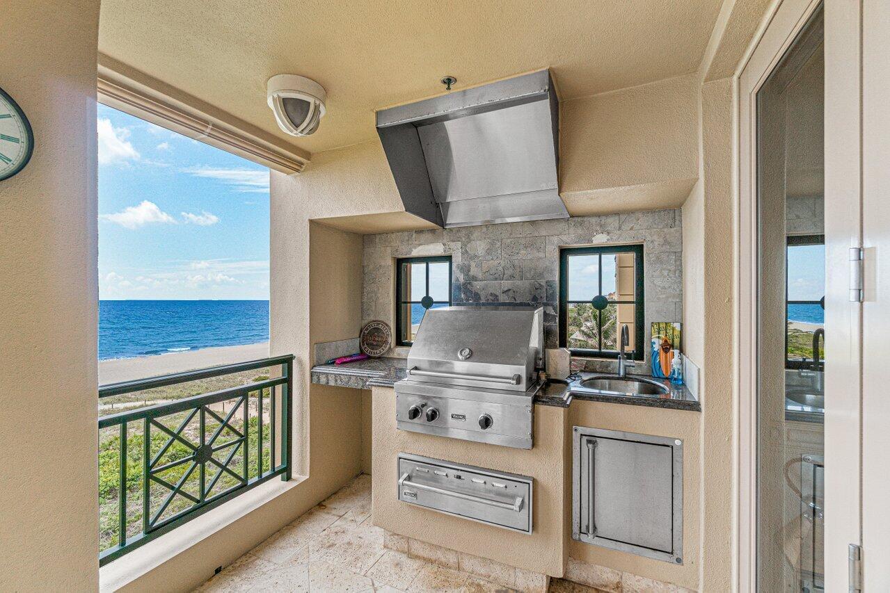 LUXURIA CONDO - Residential