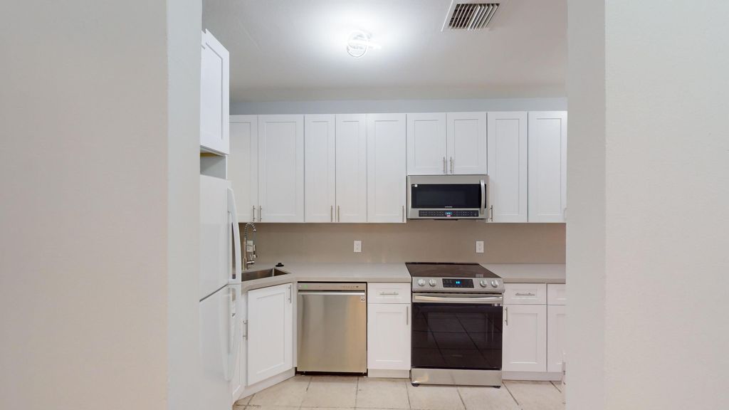 Photo of 20971 Via Oleander #C, Boca Raton, FL 33428 (MLS # R10986297)
