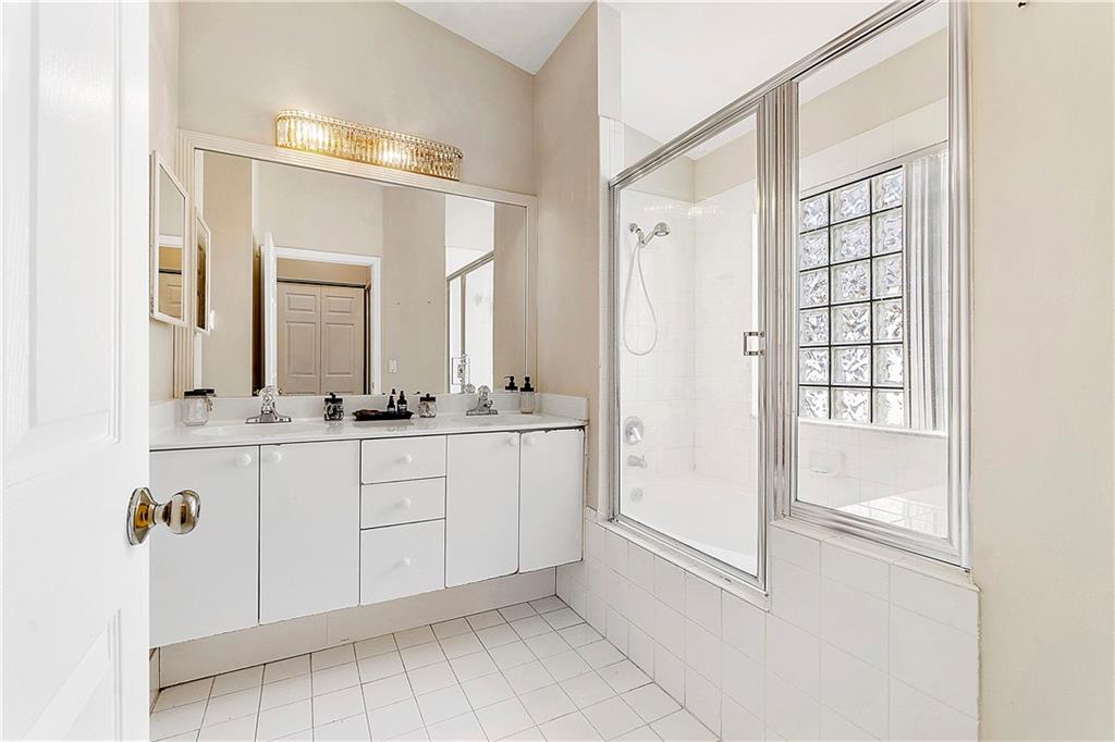 Lake Windermere - Residential