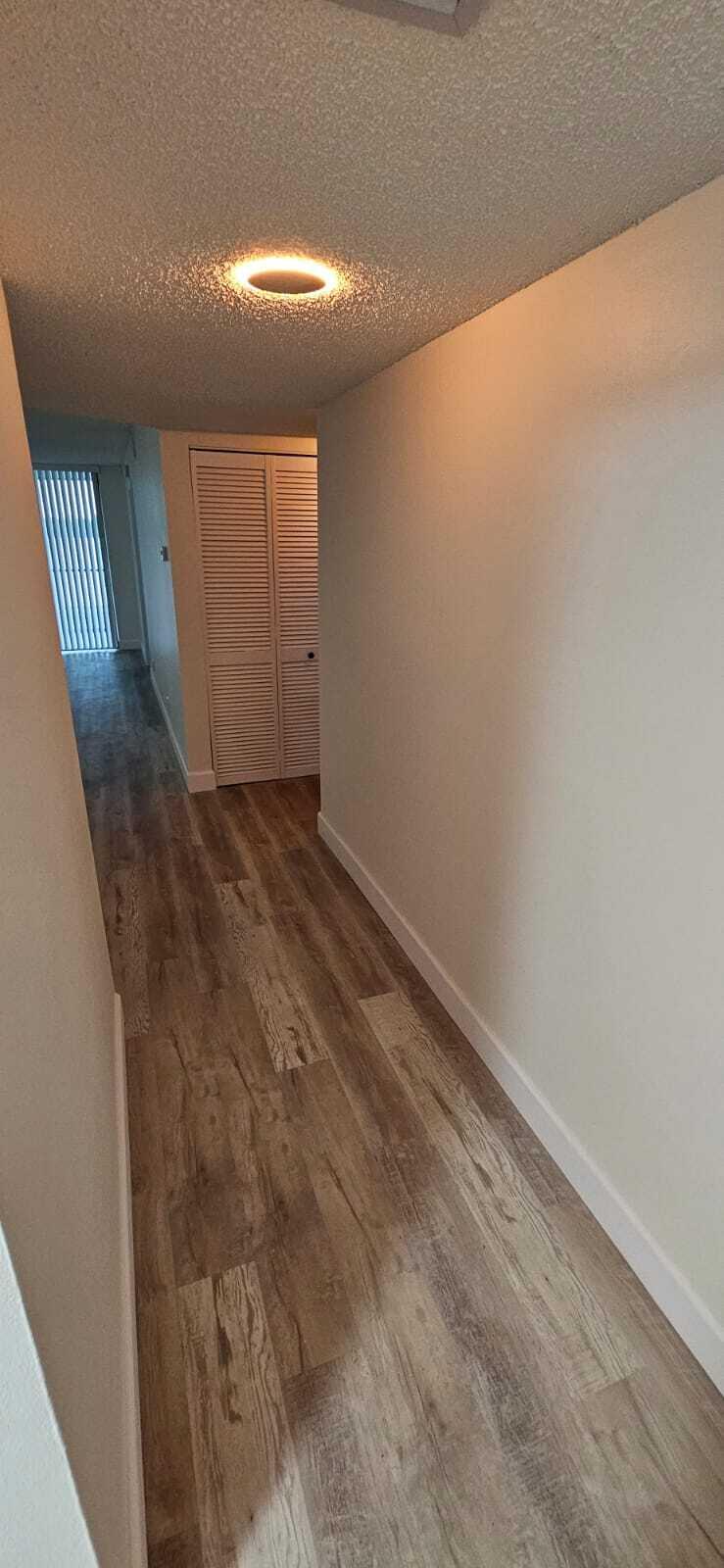118 Lake Emerald Drive 107, Oakland Park FL 33309