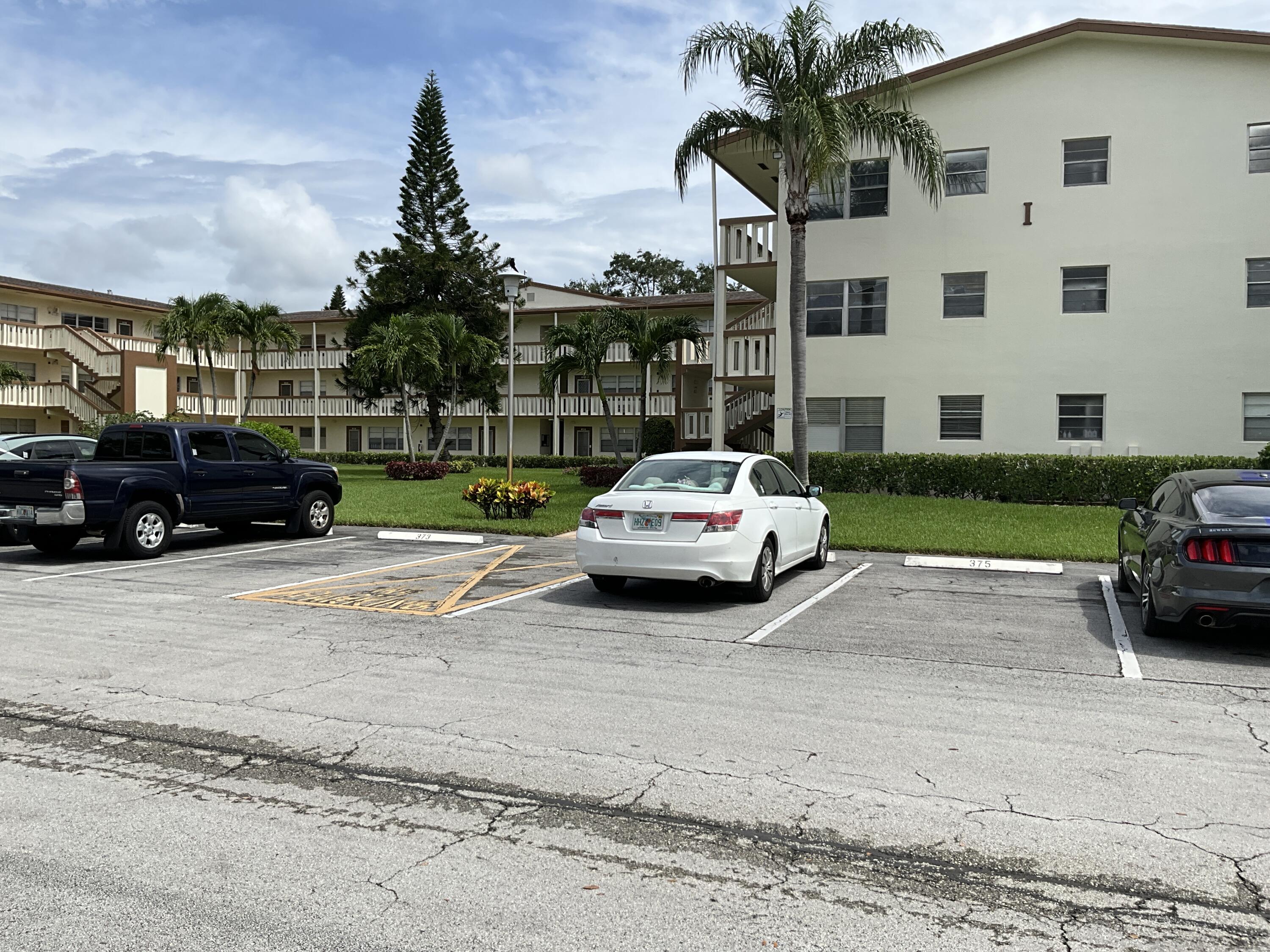347 Mansfield I Building I
