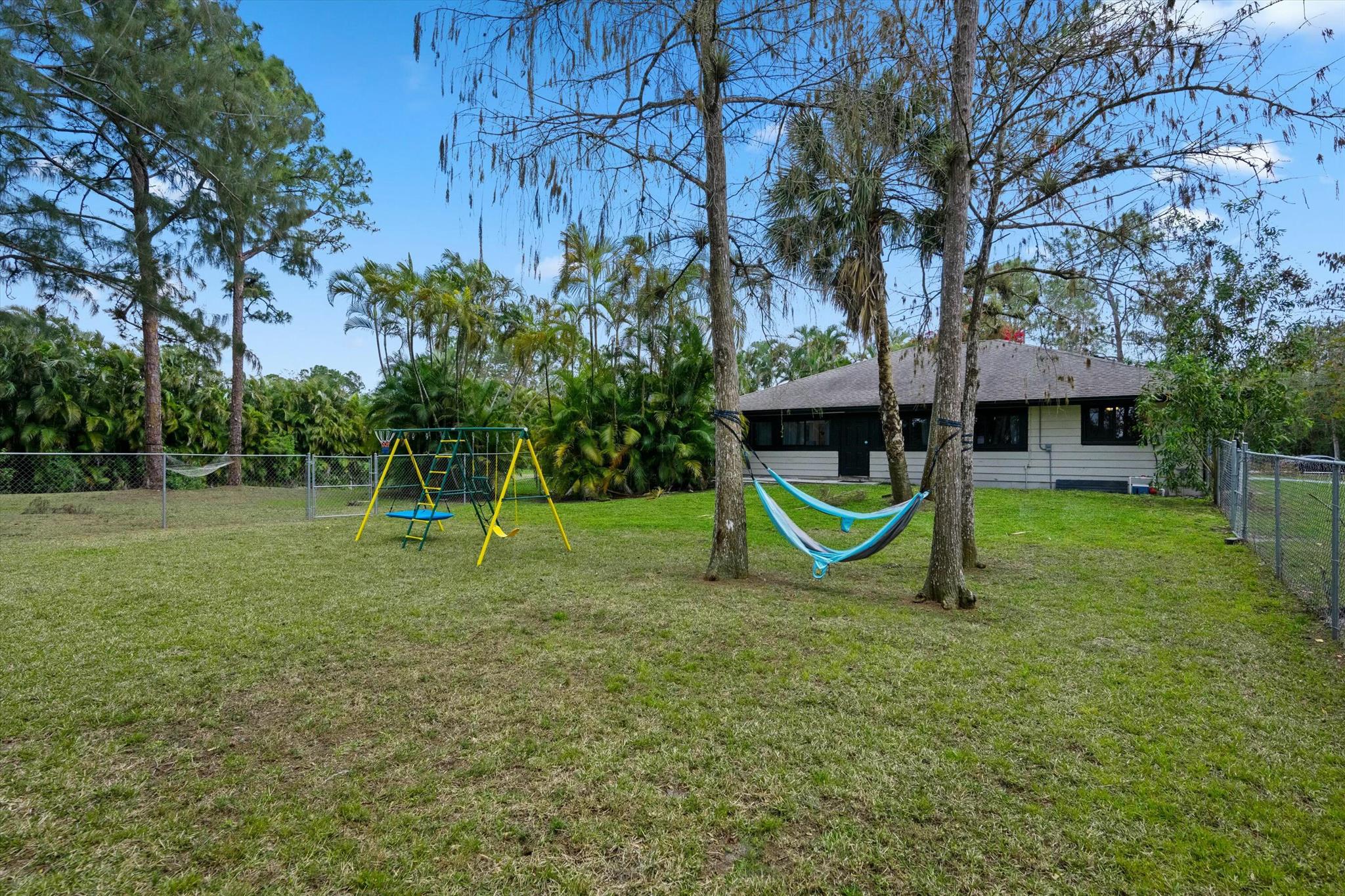 The Acreage - Residential Lease