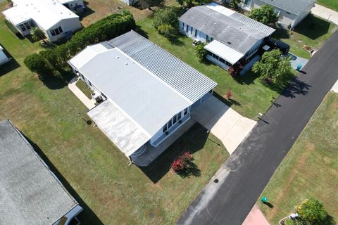 A home in Barefoot Bay