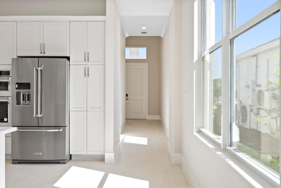 THE FALLS III AT GRAND HARBOR PLAT 32 - Residential