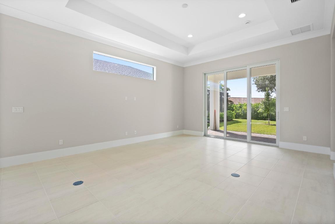 THE FALLS III AT GRAND HARBOR PLAT 32 - Residential