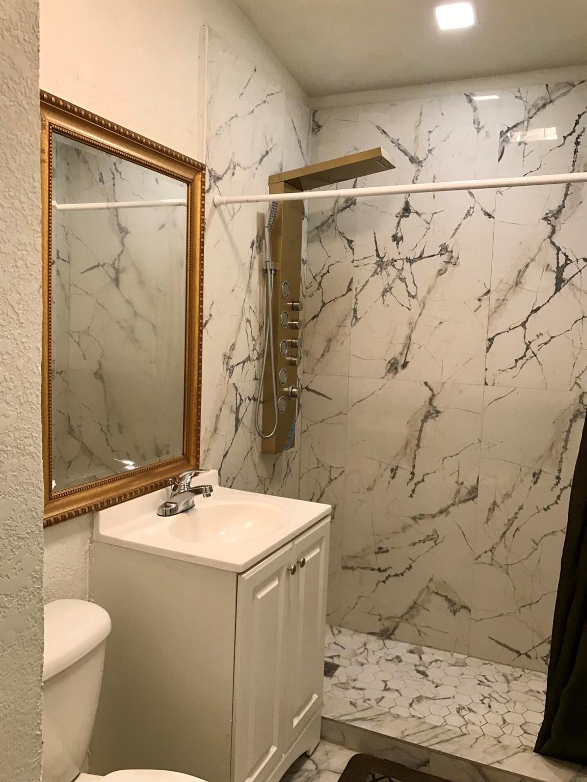 INDIAN HILLS ESTATES - Residential