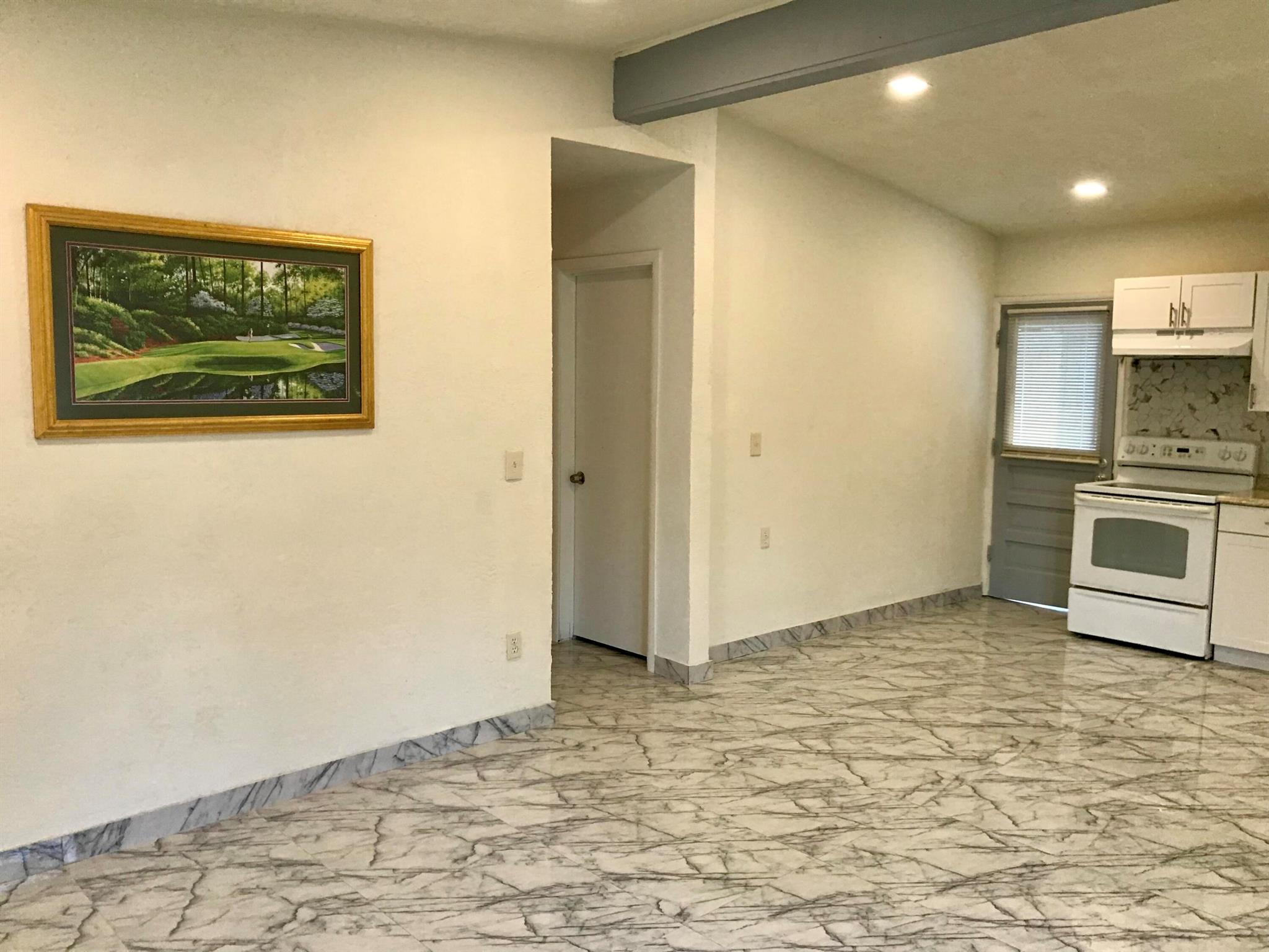 INDIAN HILLS ESTATES - Residential