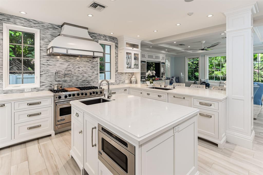 EL ENCANTO - Residential