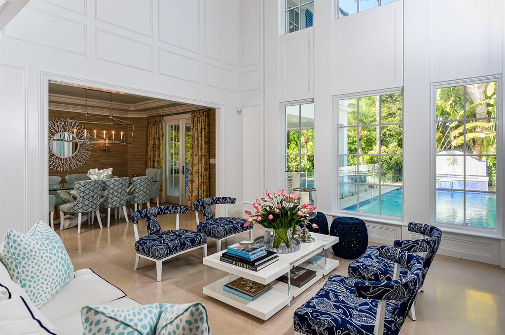 EL ENCANTO - Residential