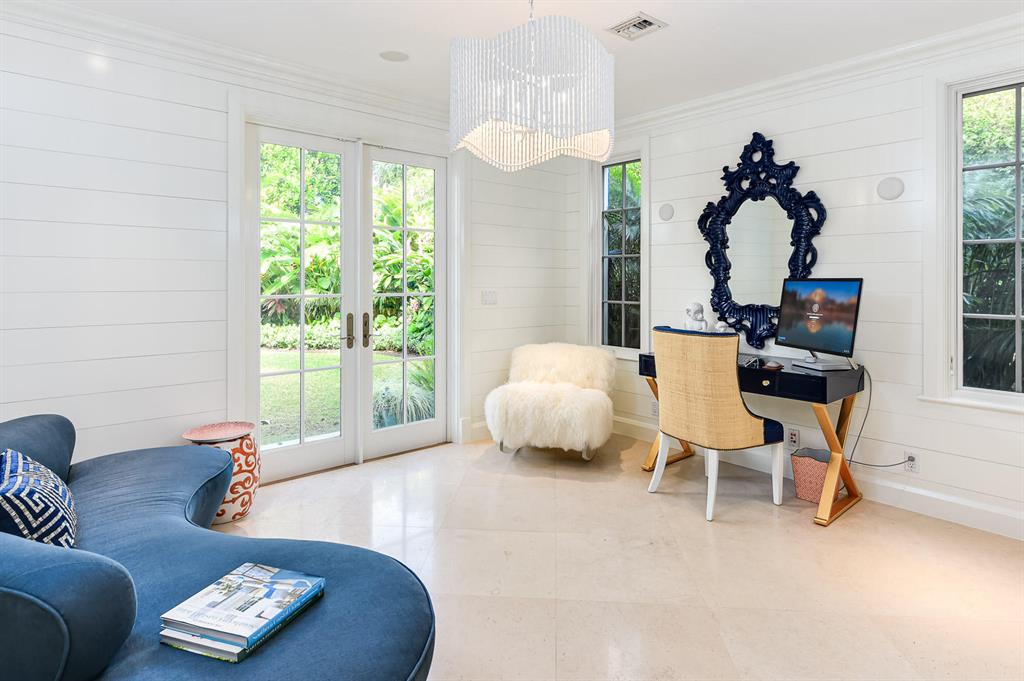 EL ENCANTO - Residential