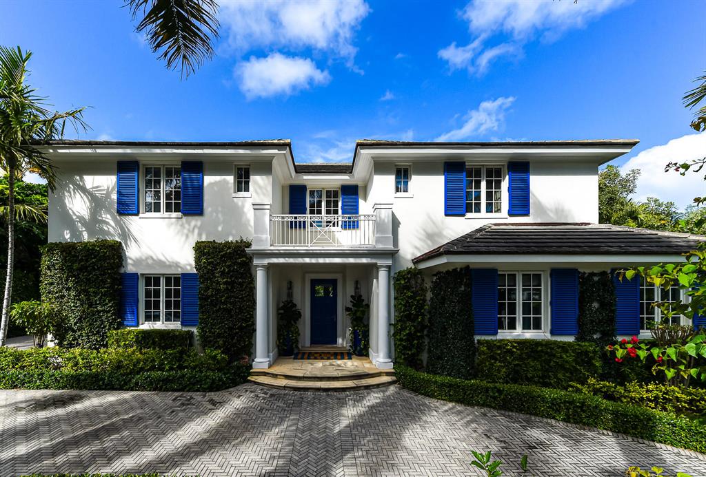 EL ENCANTO - Residential