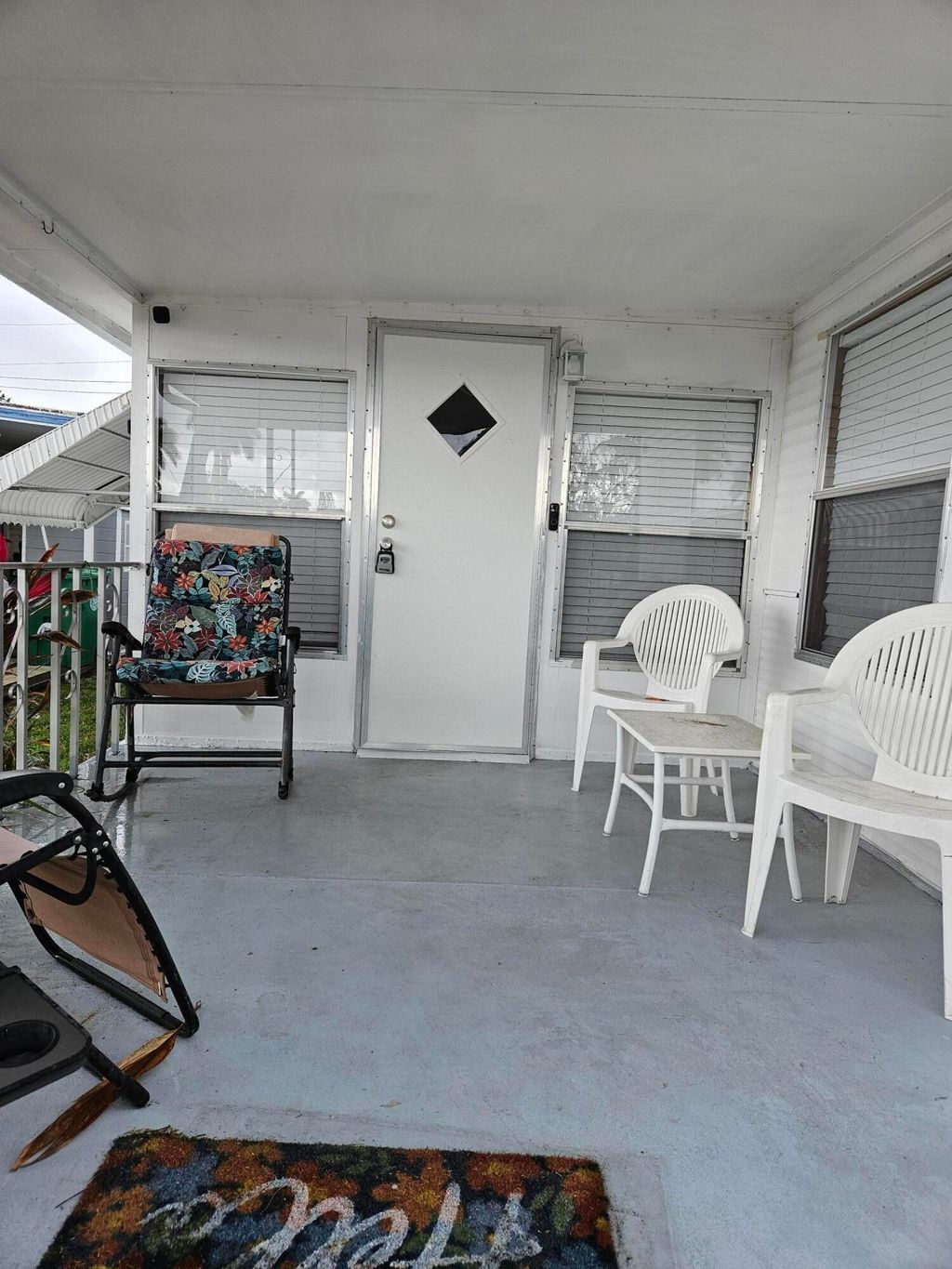 Photo of 8550 SW 20th Street, Davie, FL 33324 (MLS # B26023367)