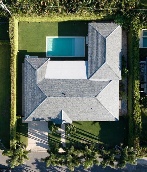 JAMAICA LANE IN - Residential