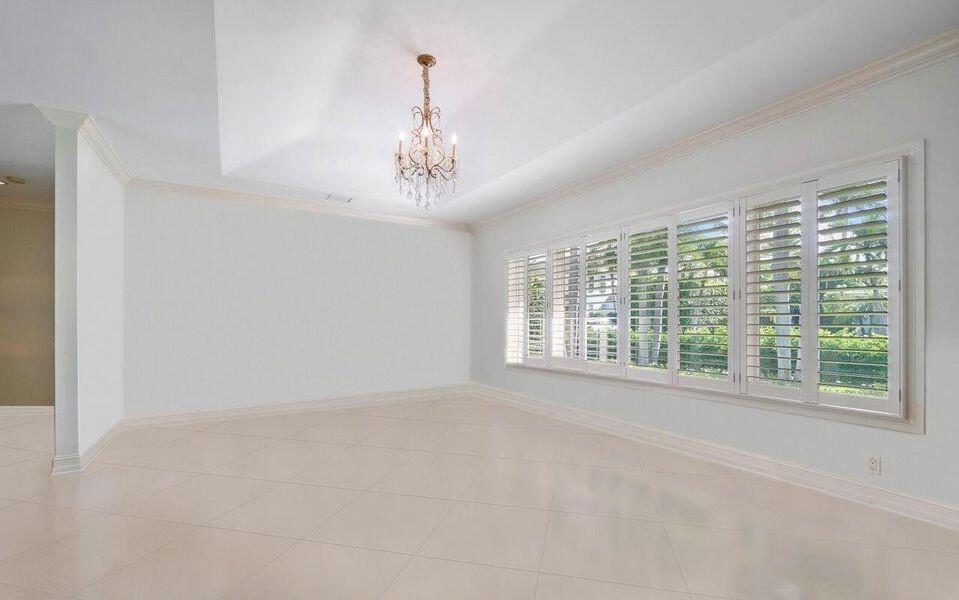 JAMAICA LANE IN - Residential