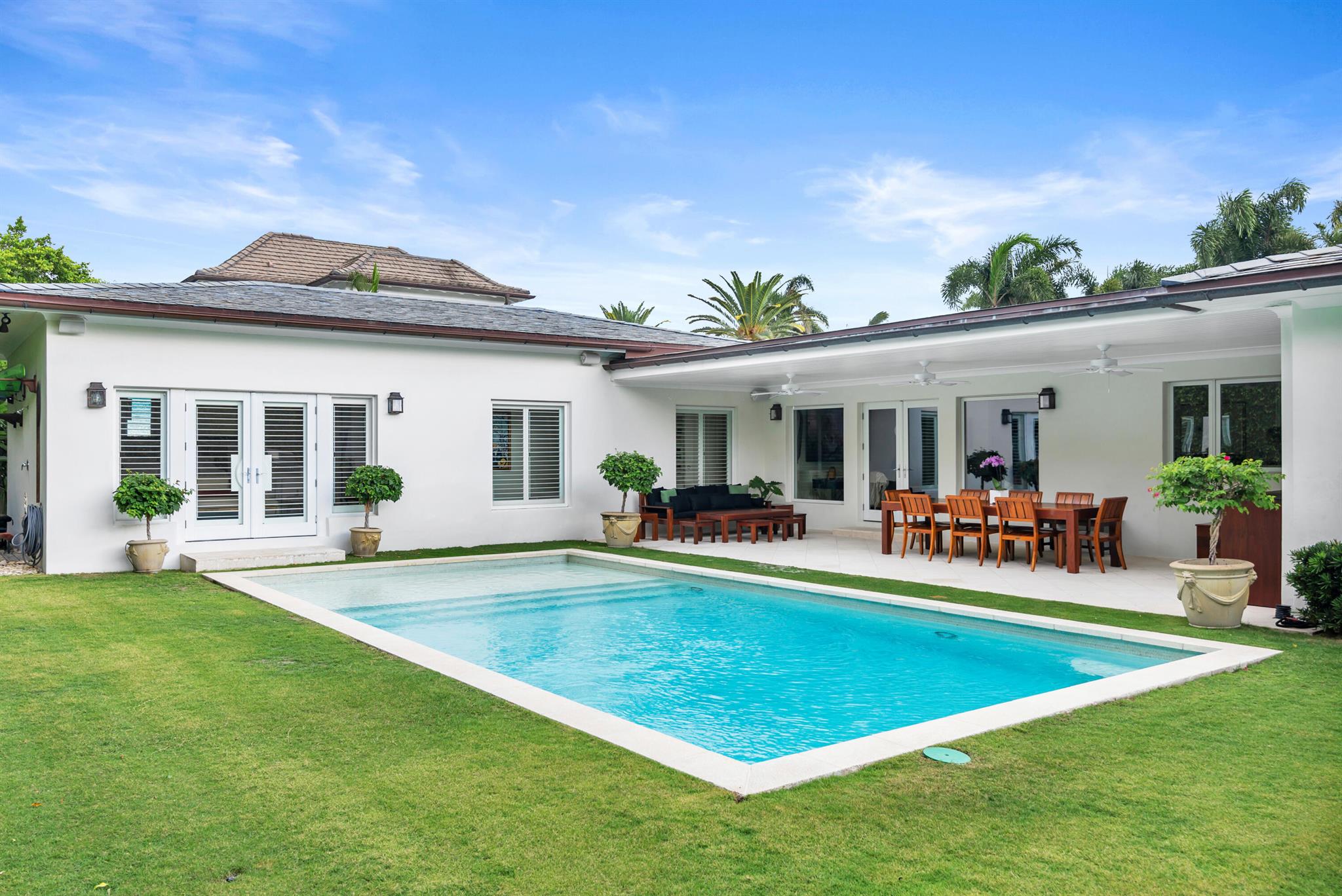 JAMAICA LANE IN - Residential