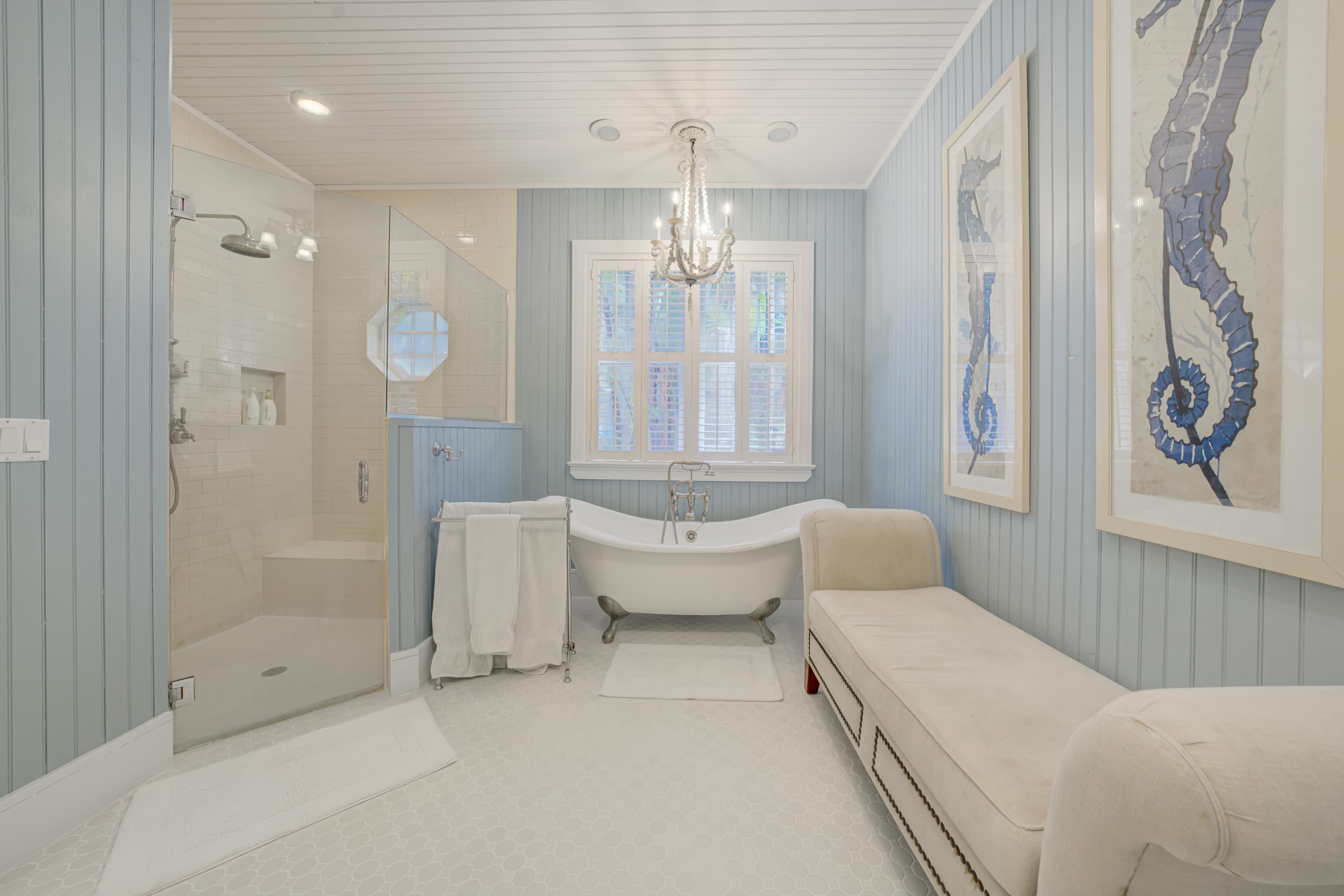 PENNOCK POINT - Residential