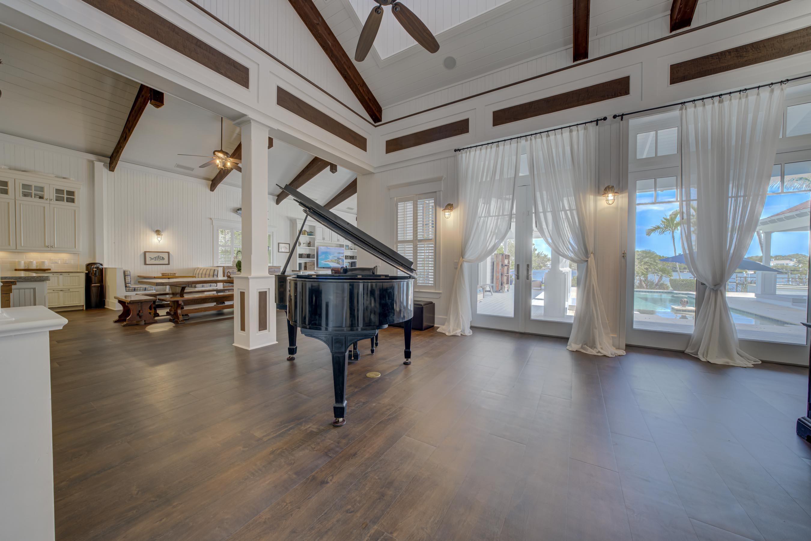 PENNOCK POINT - Residential