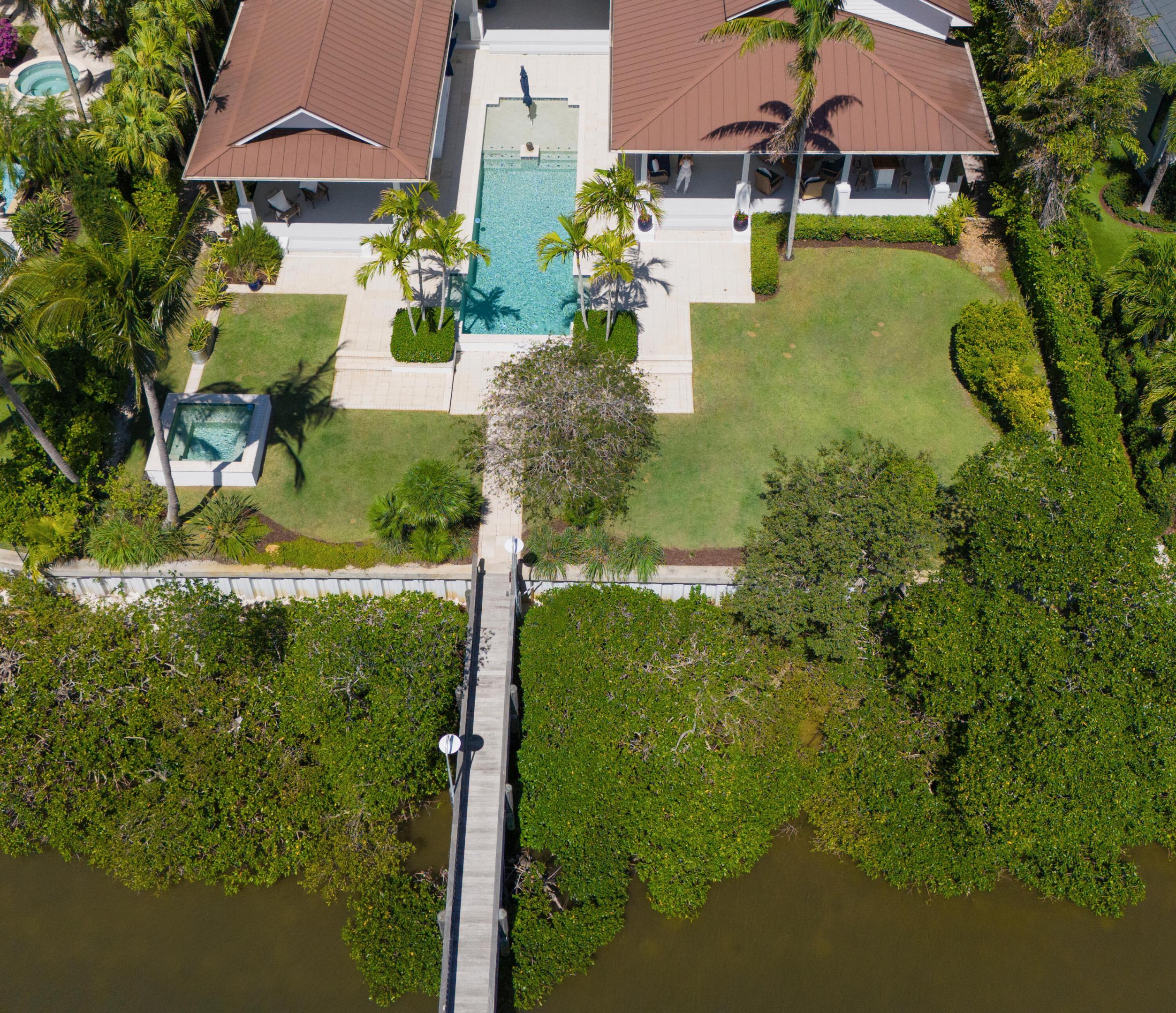 PENNOCK POINT - Residential