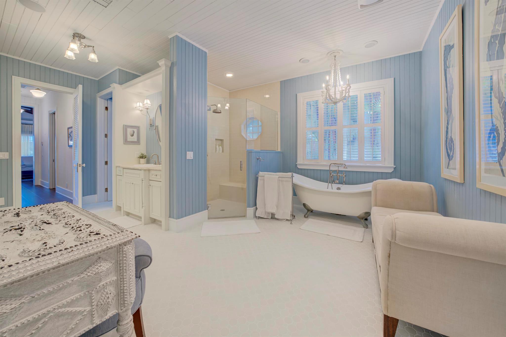 PENNOCK POINT - Residential