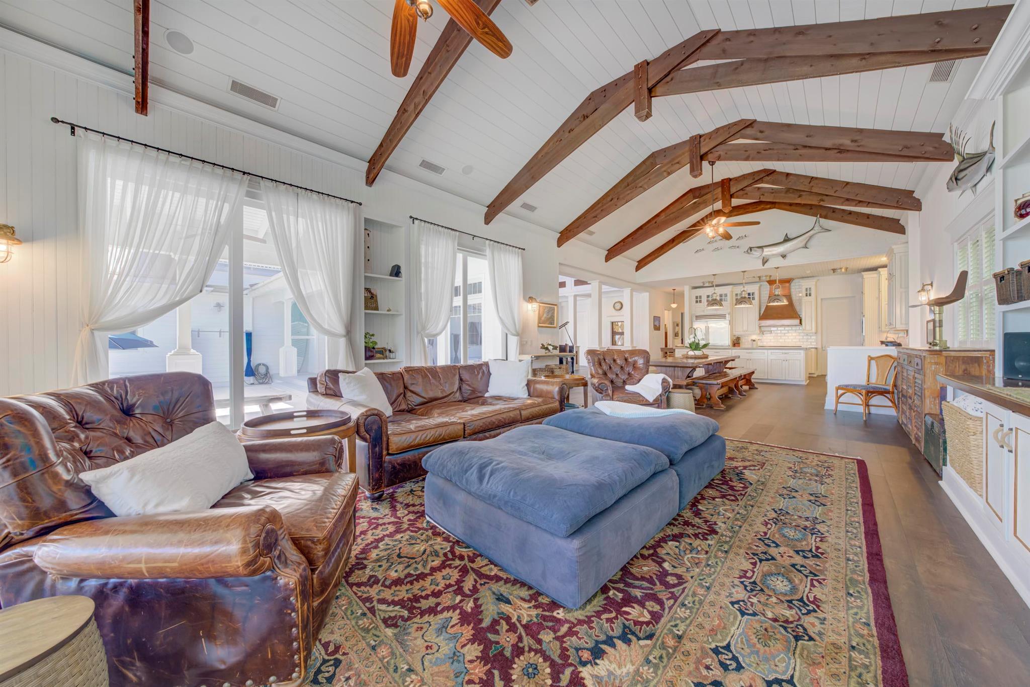 PENNOCK POINT - Residential