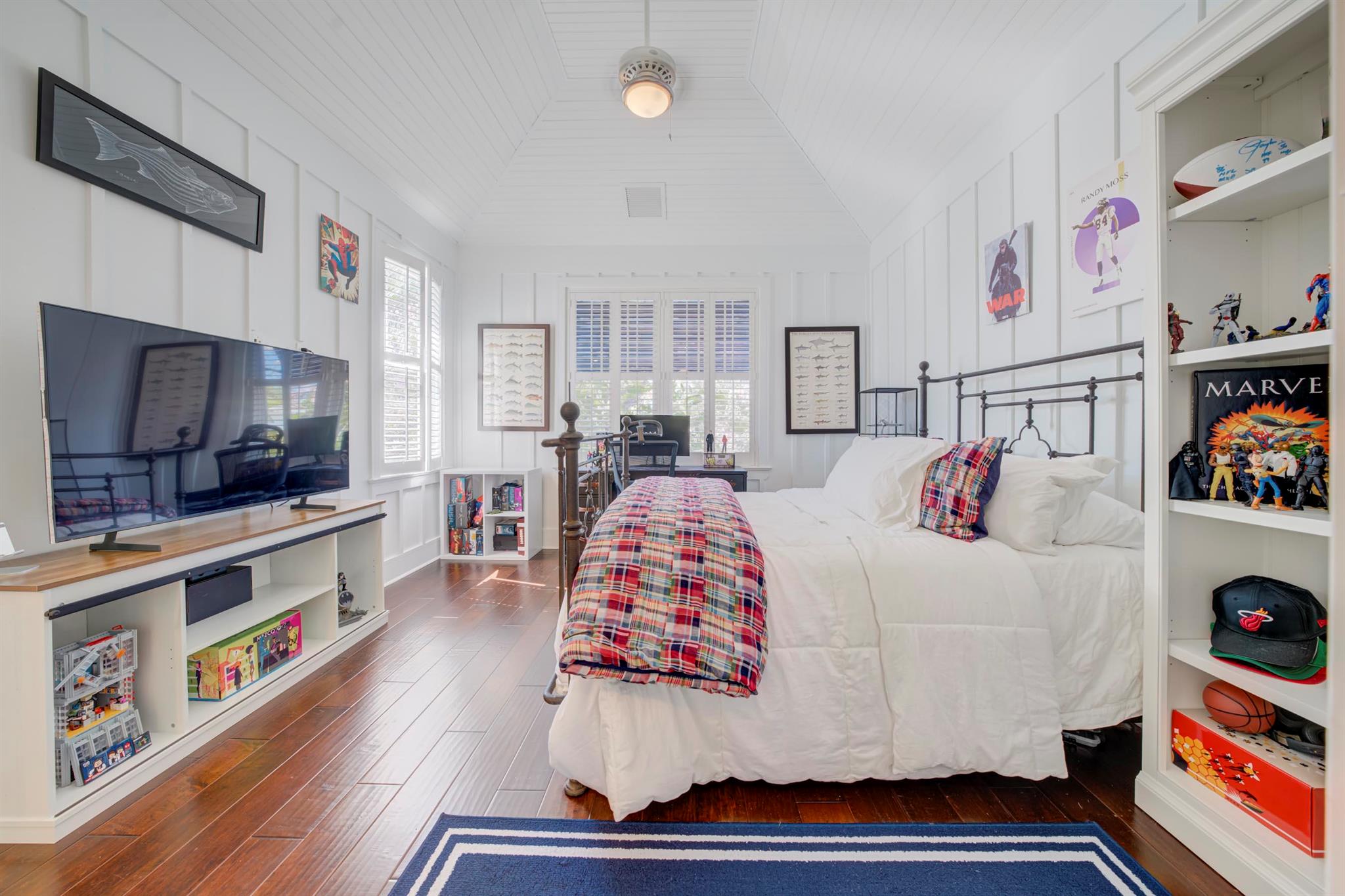 PENNOCK POINT - Residential