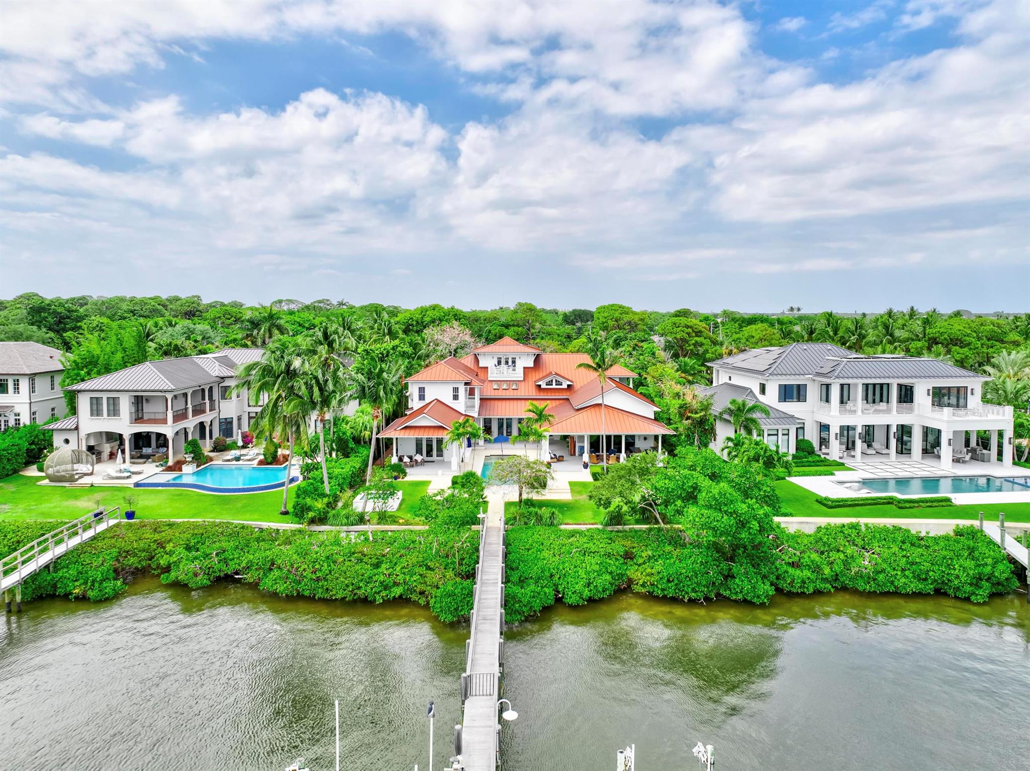 PENNOCK POINT - Residential