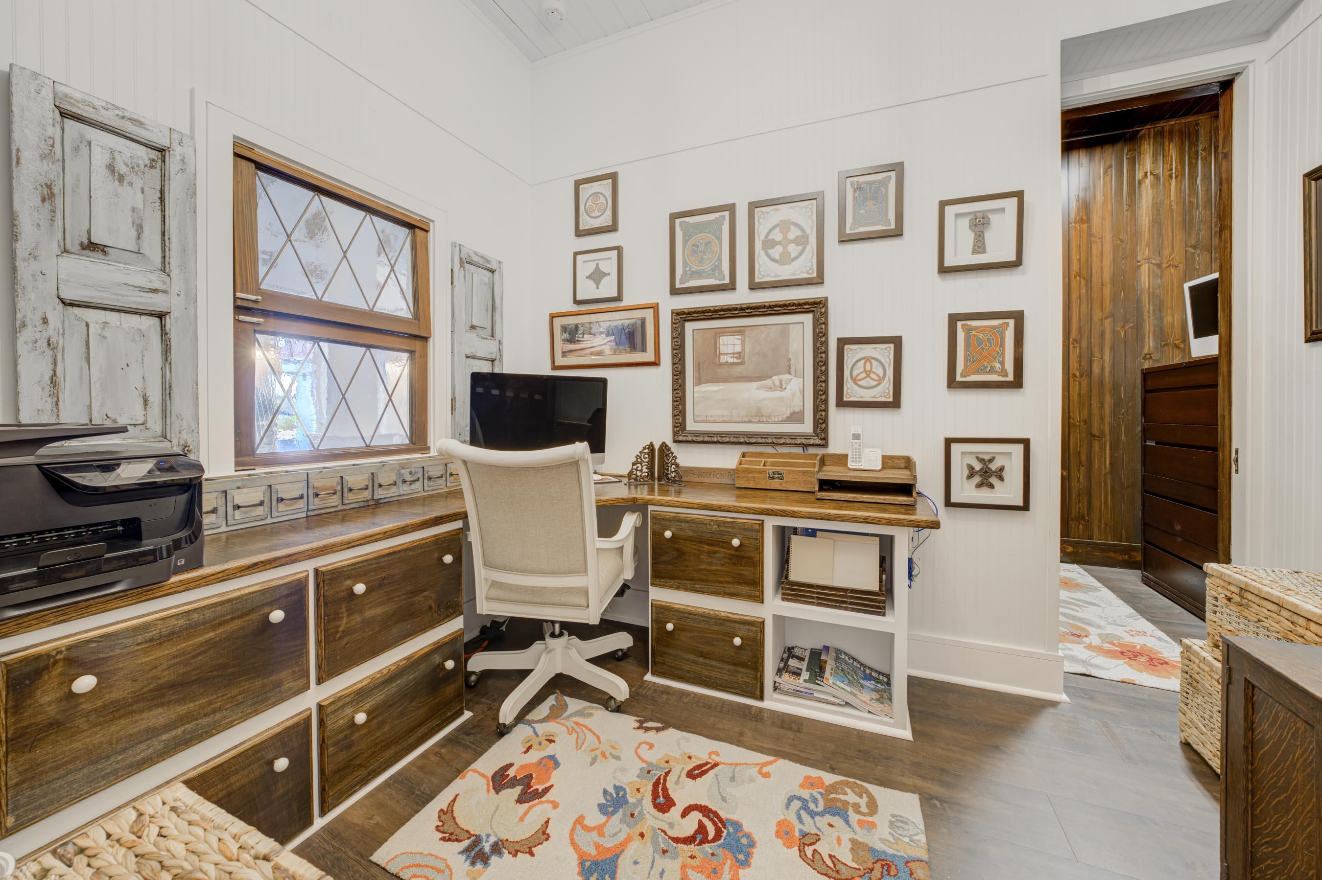 PENNOCK POINT - Residential