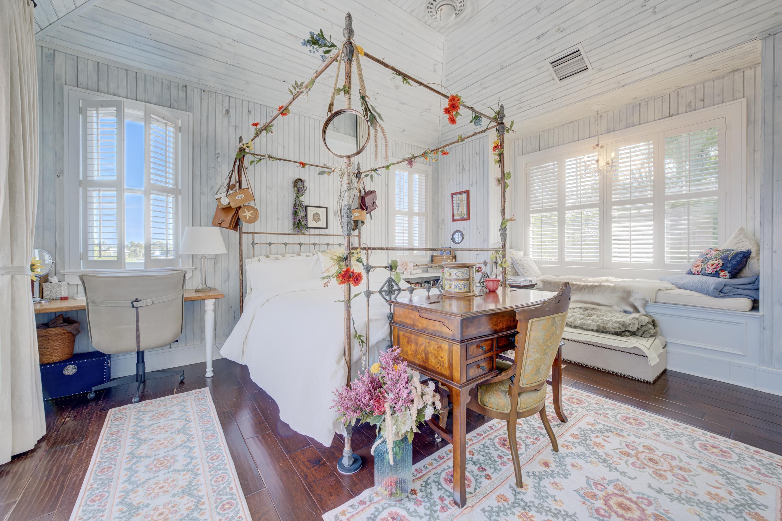 PENNOCK POINT - Residential