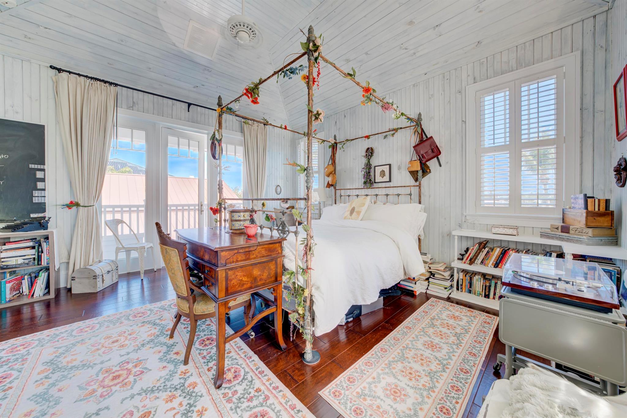 PENNOCK POINT - Residential