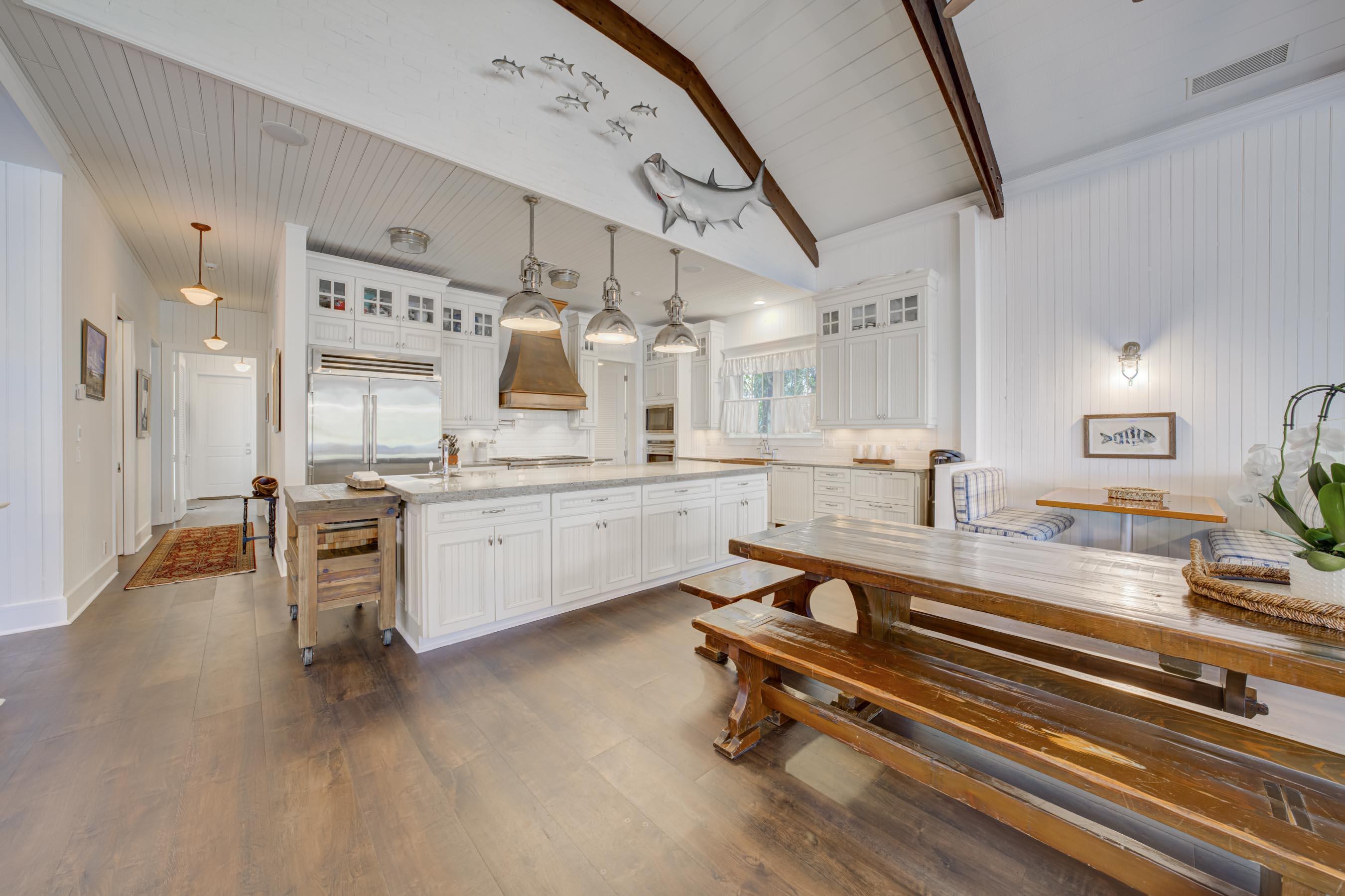 PENNOCK POINT - Residential