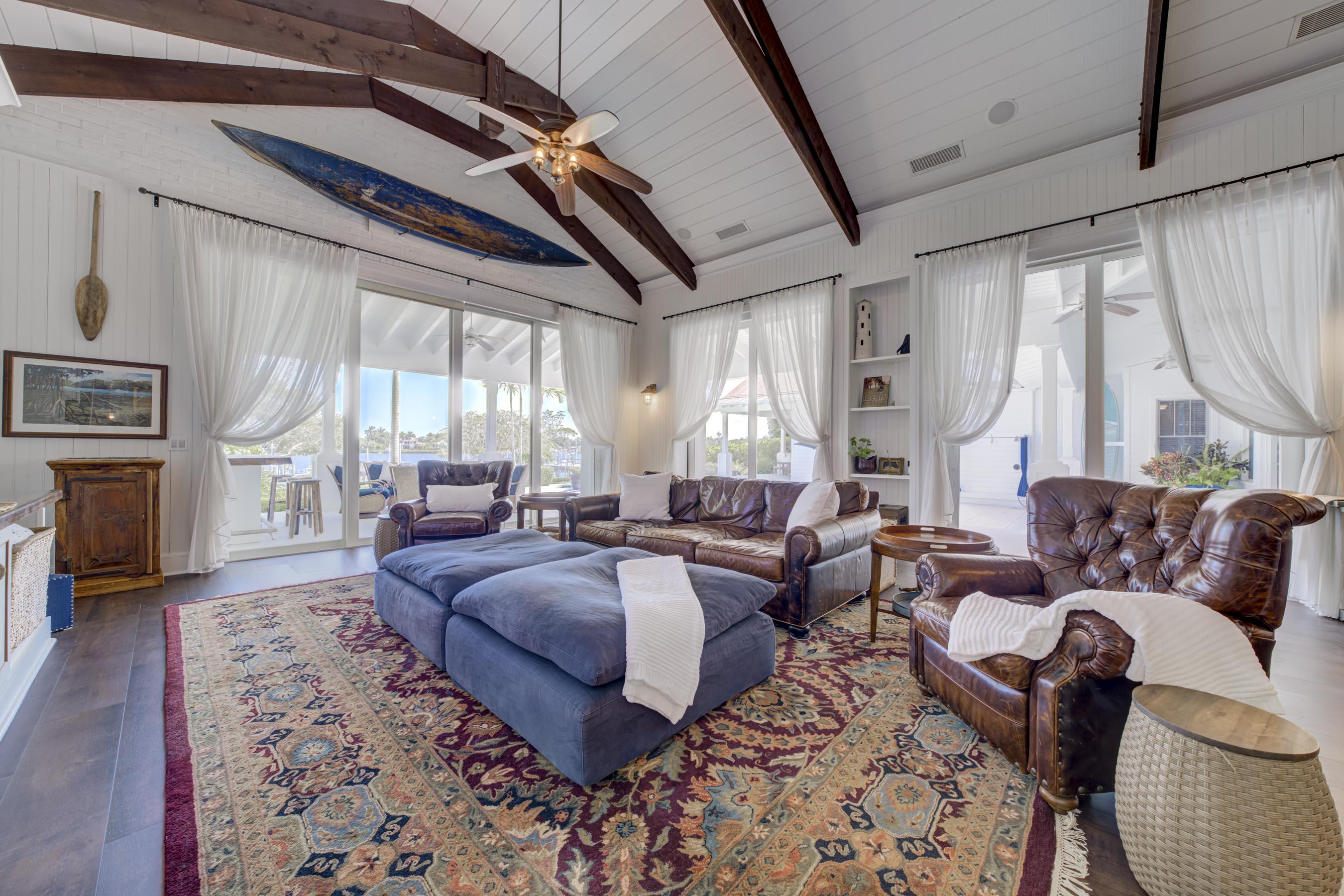 PENNOCK POINT - Residential