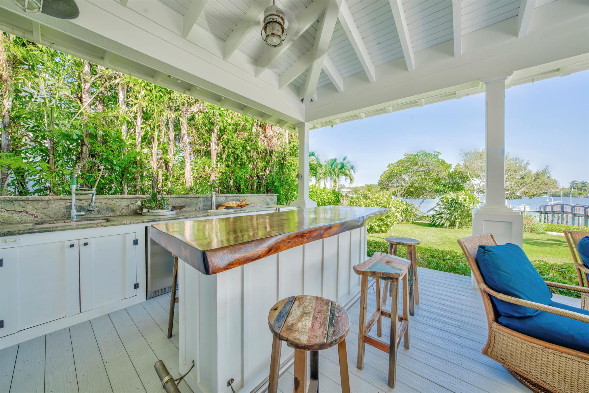PENNOCK POINT - Residential