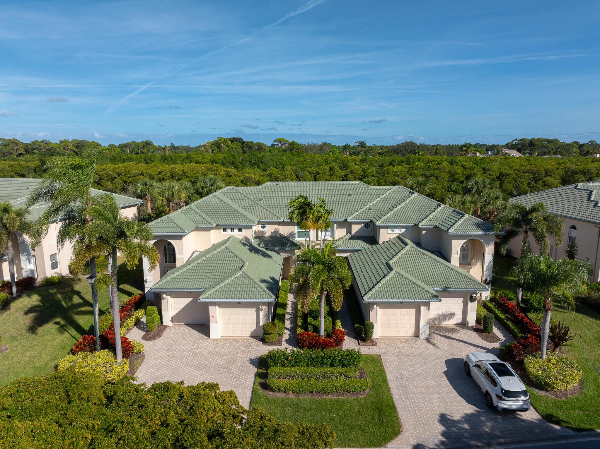 CLUBSIDE VILLAS AT BALLAN - Residential