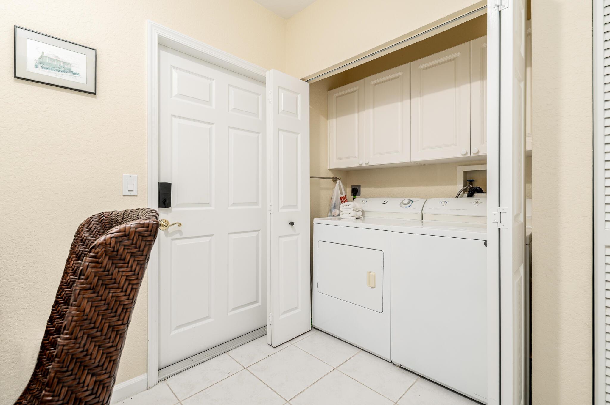 CLUBSIDE VILLAS AT BALLAN - Residential