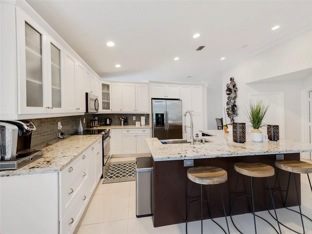 FAIRFIELDS LACUNA 5 - Residential