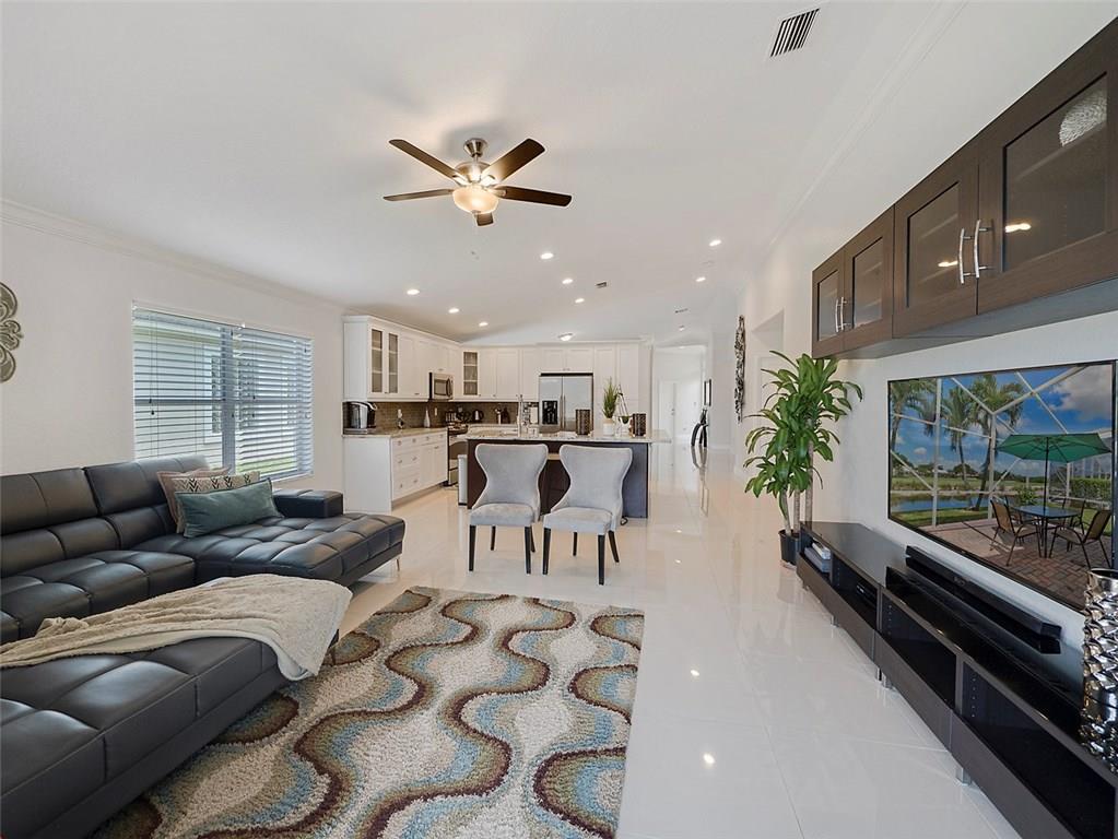 FAIRFIELDS LACUNA 5 - Residential