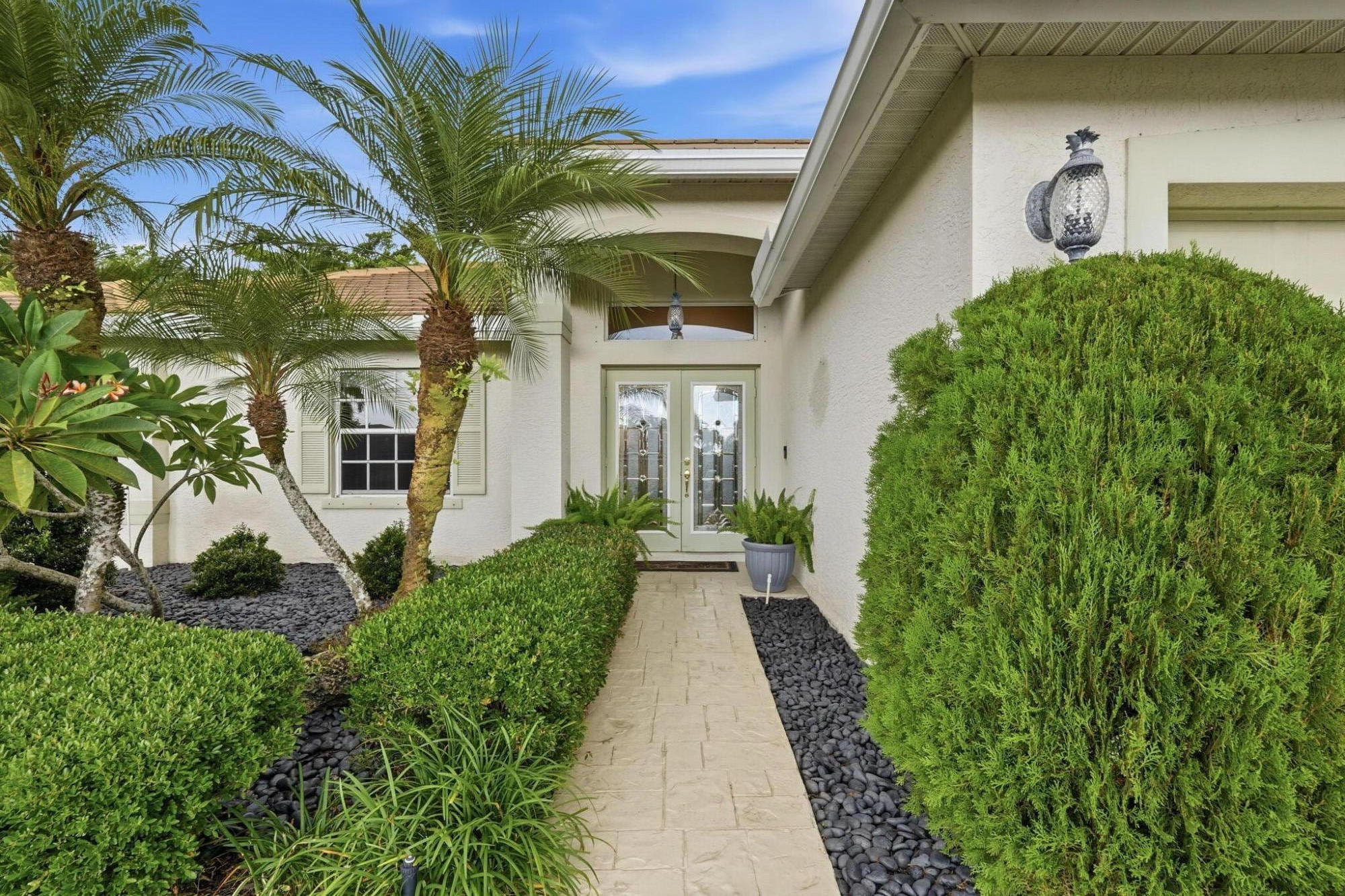 3916 Cypress Lake Drive