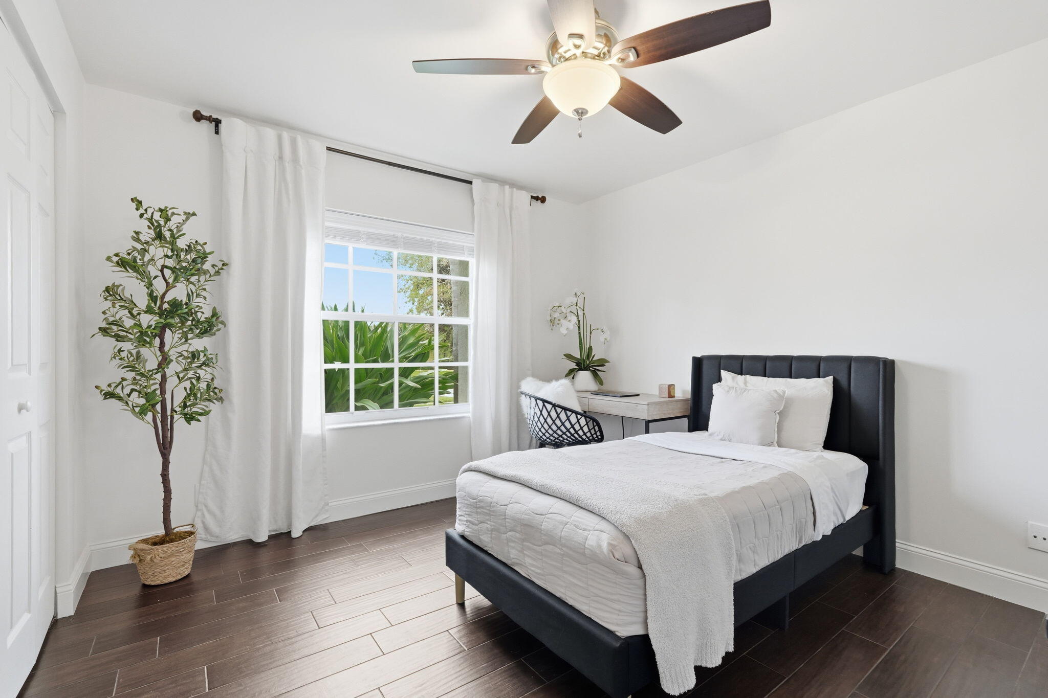 CYPRESS WOODS 1 - Residential