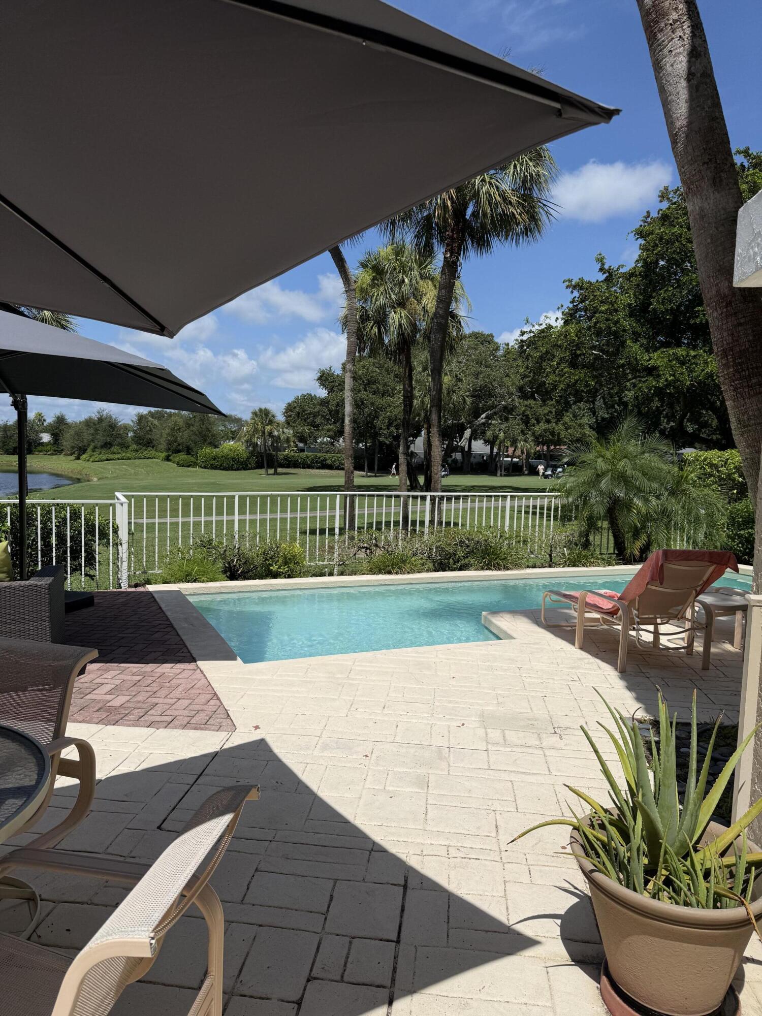 TIFFANY TRACE - Residential