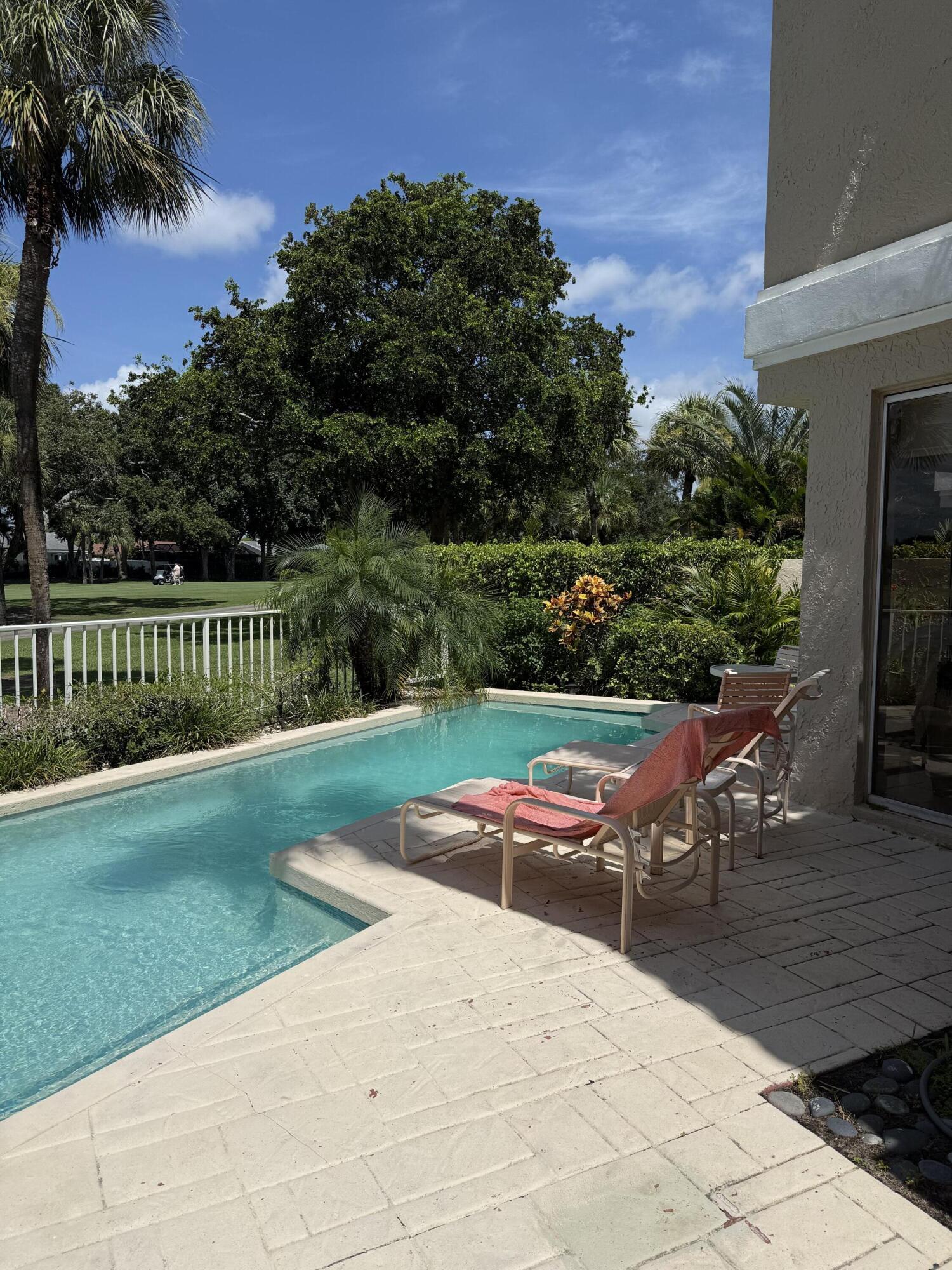 TIFFANY TRACE - Residential