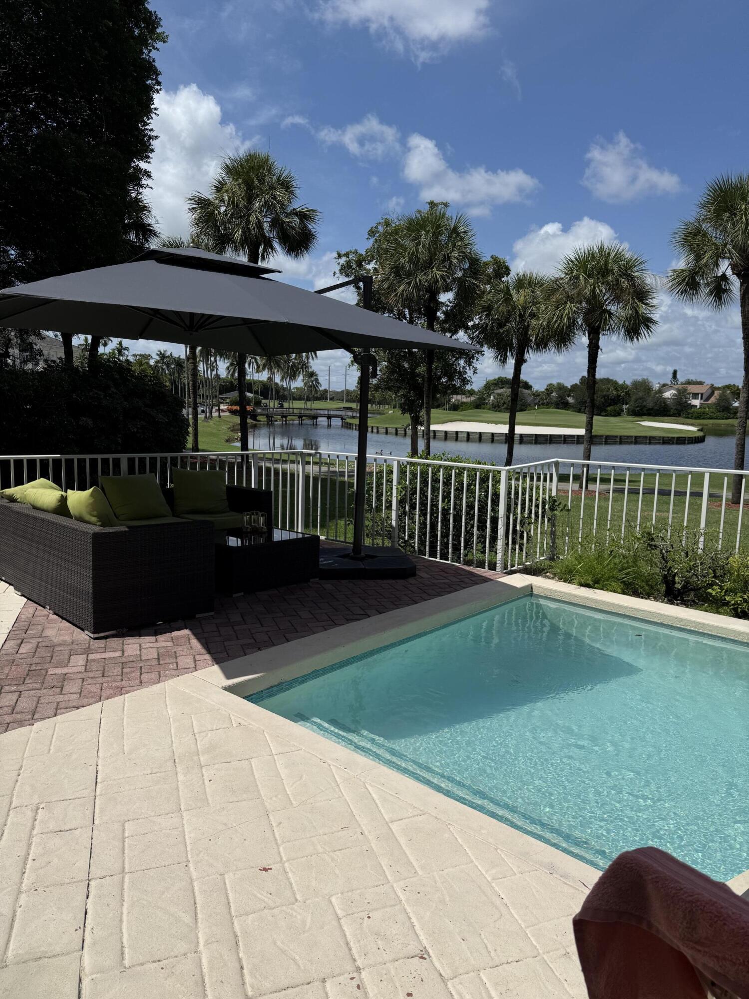 TIFFANY TRACE - Residential