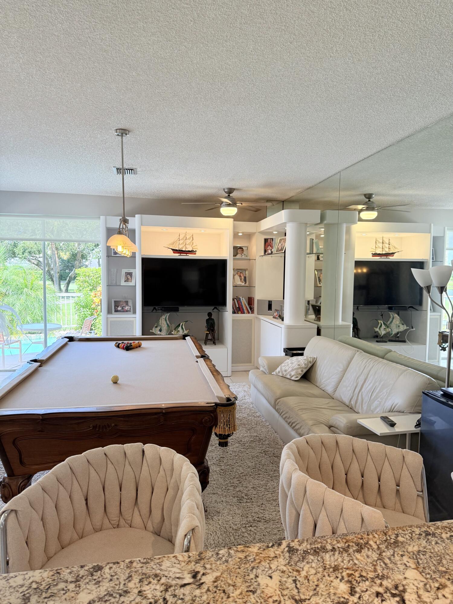 TIFFANY TRACE - Residential