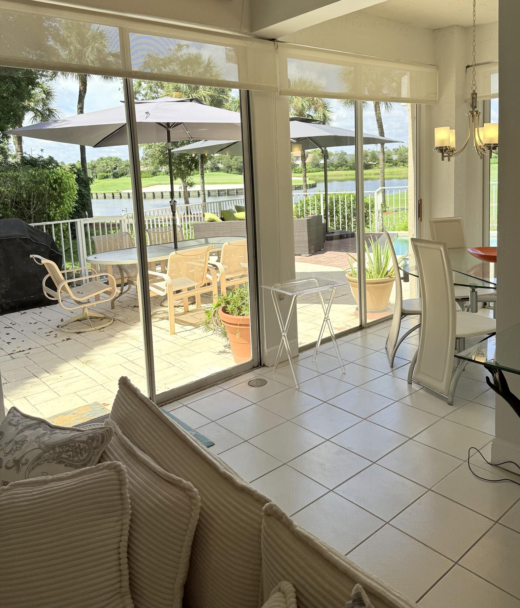 TIFFANY TRACE - Residential