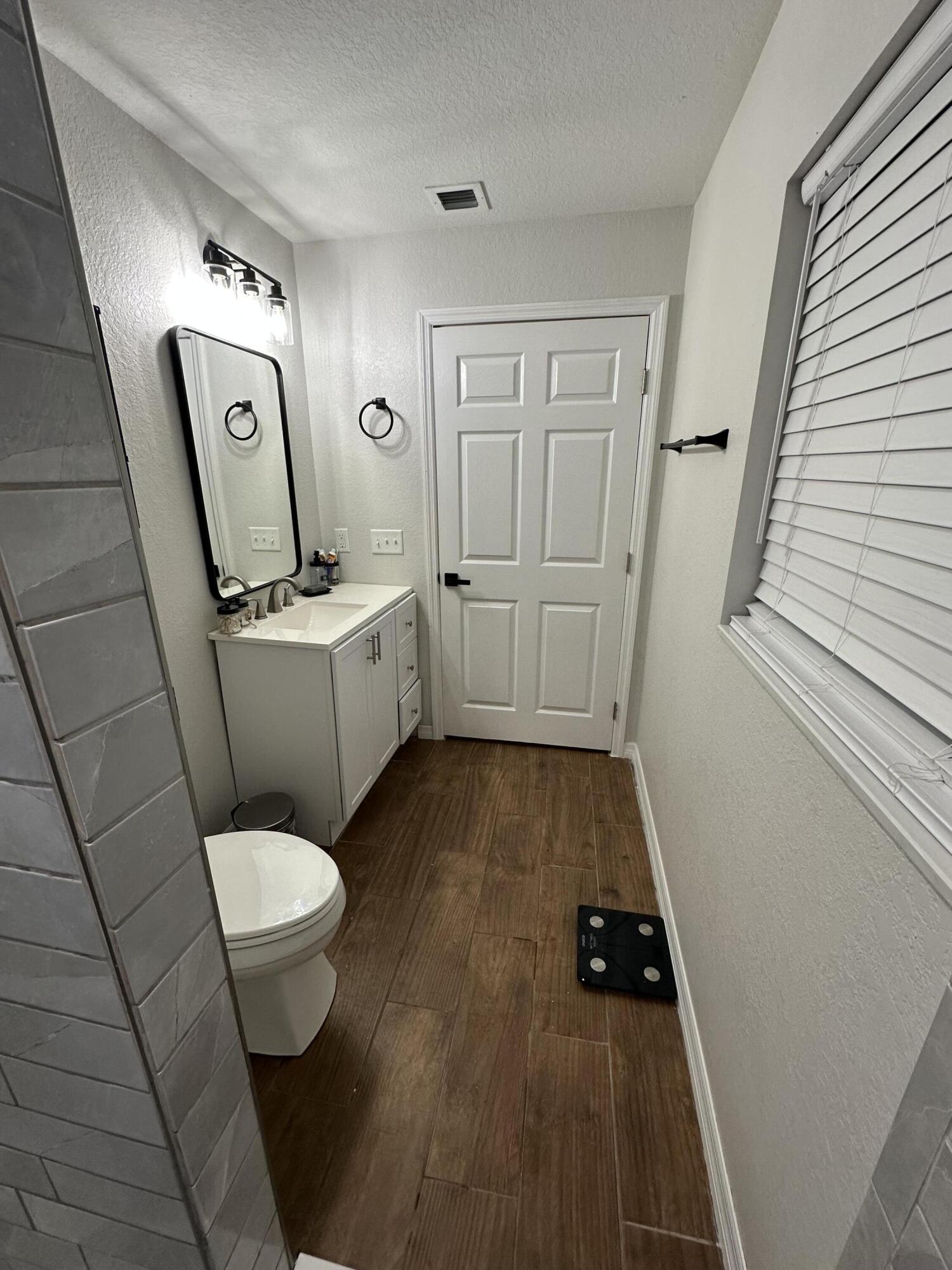 PETIT PARK - Residential